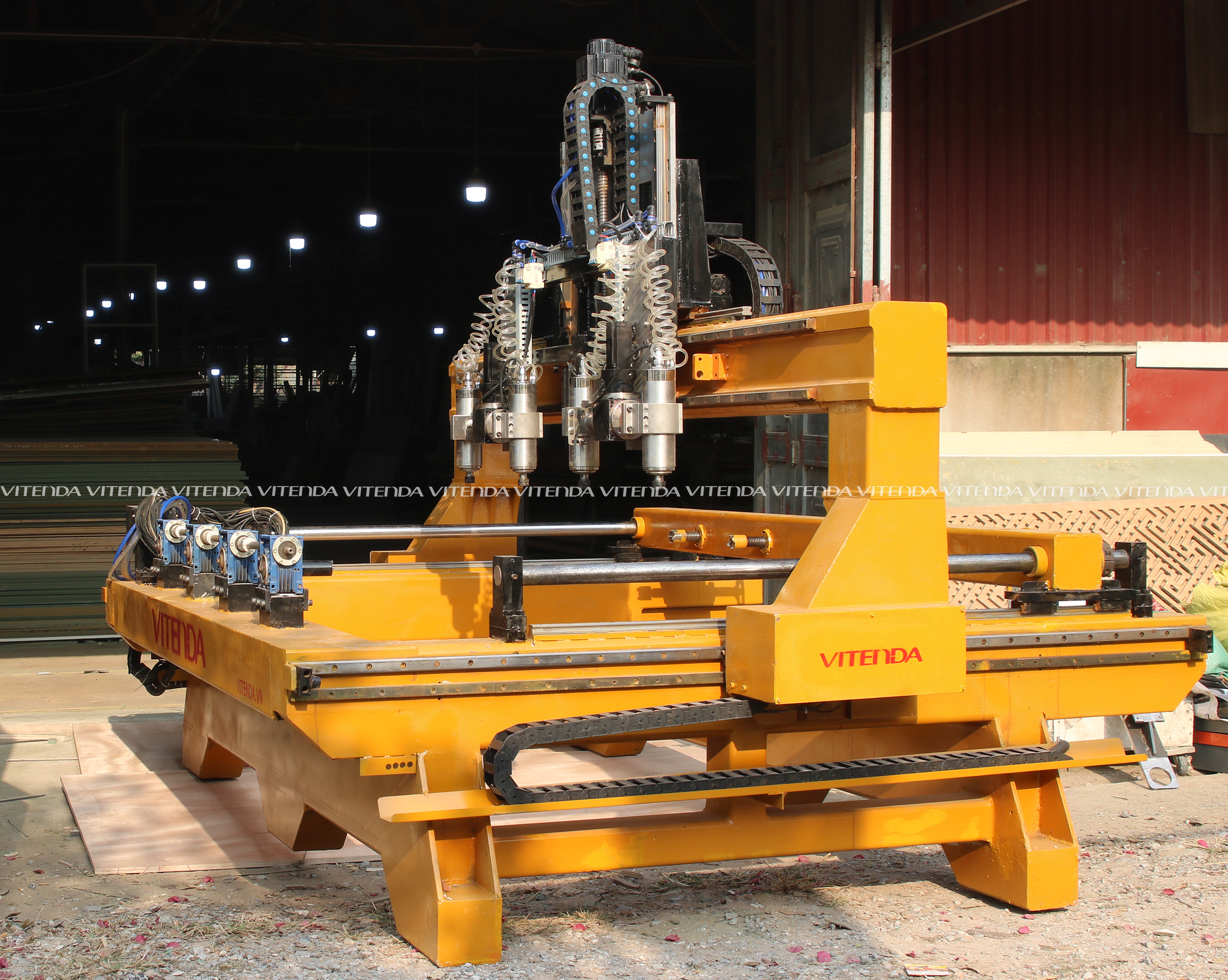Máy CNC 5 trục Vitenda chuẩn bị giao cho khách hàng