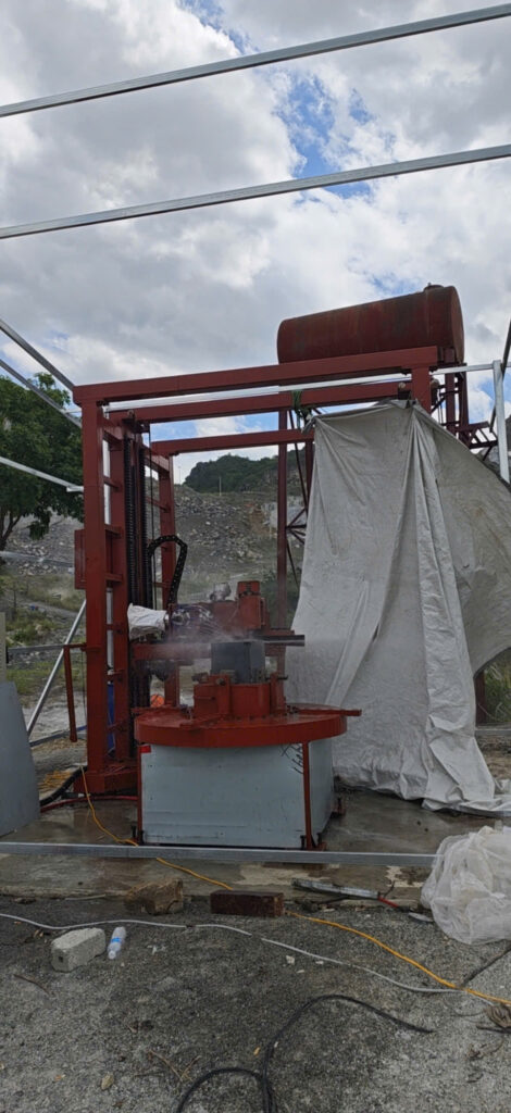 Máy CNC điêu khắc đá