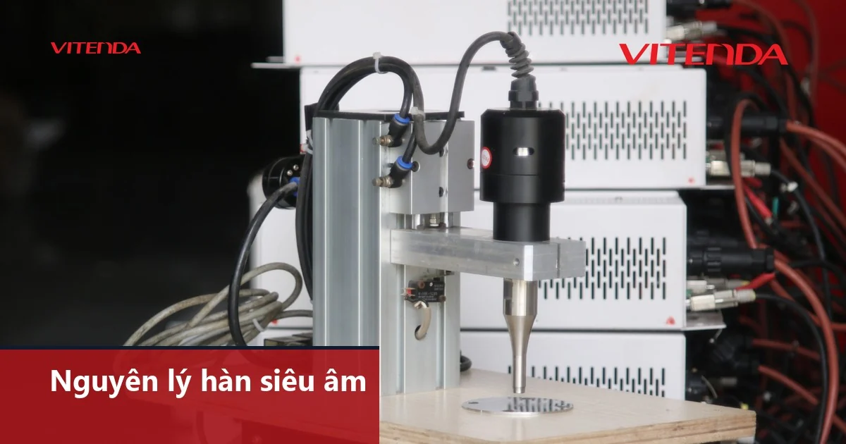 Đầu hàn và bộ biến năng của máy hàn nhựa siêu âm để bàn, dùng để ép và truyền rung động